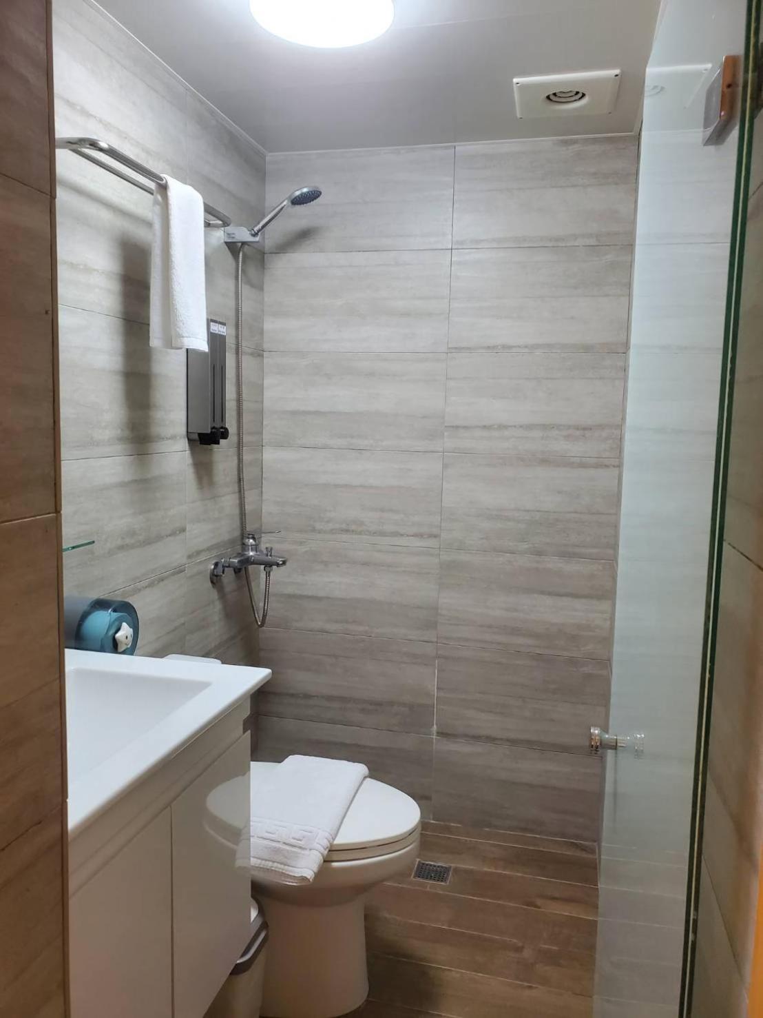 Taipei Inn Kültér fotó